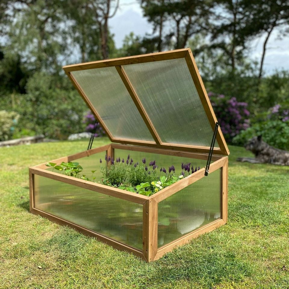 Wooden Framed Polycarbonate Cold Frame Mini Greenhouse (100cm x 65cm x 40cm)